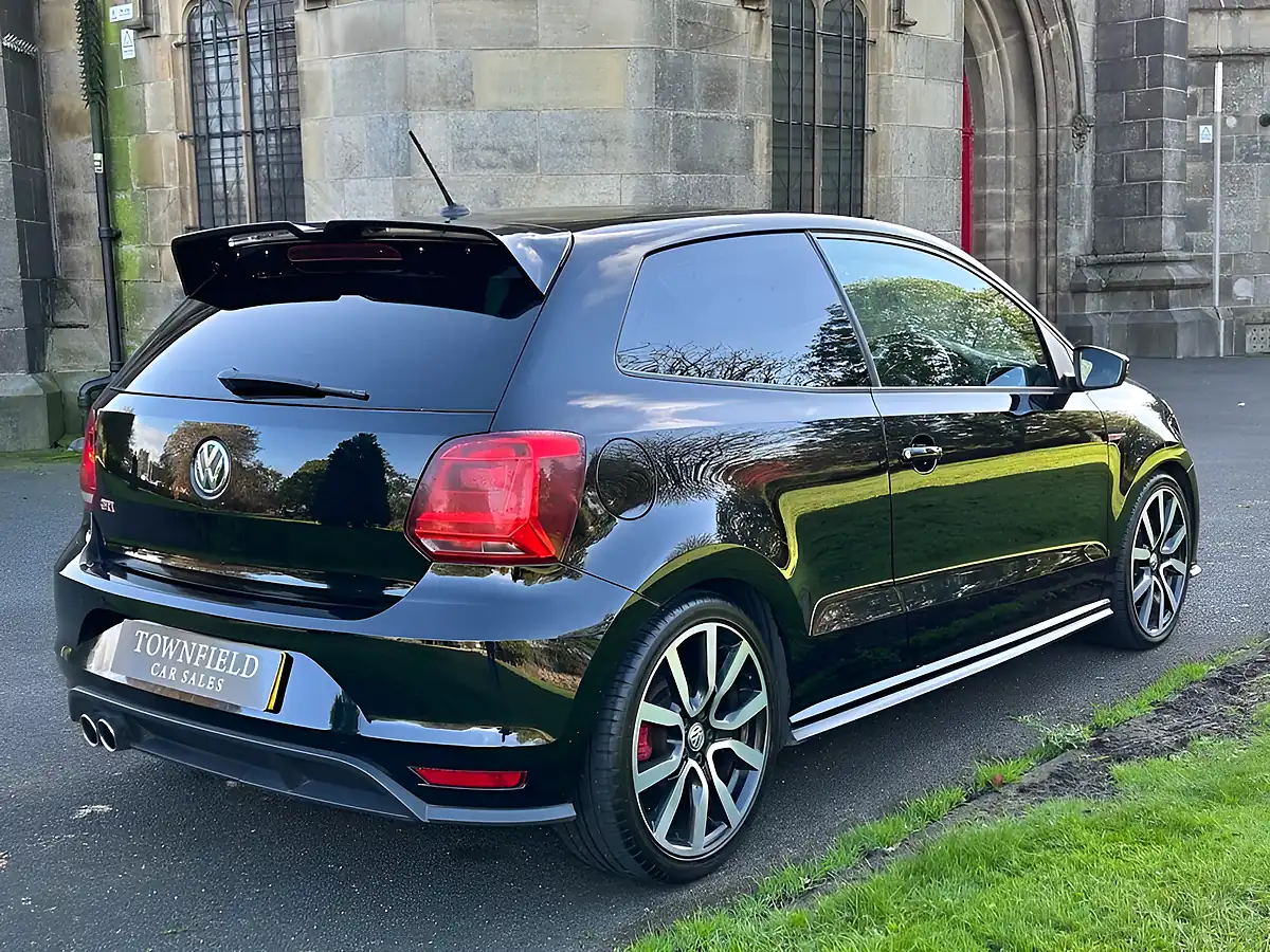 Used 2016 Volkswagen Polo GTI Black - Interior and Exterior details 4
