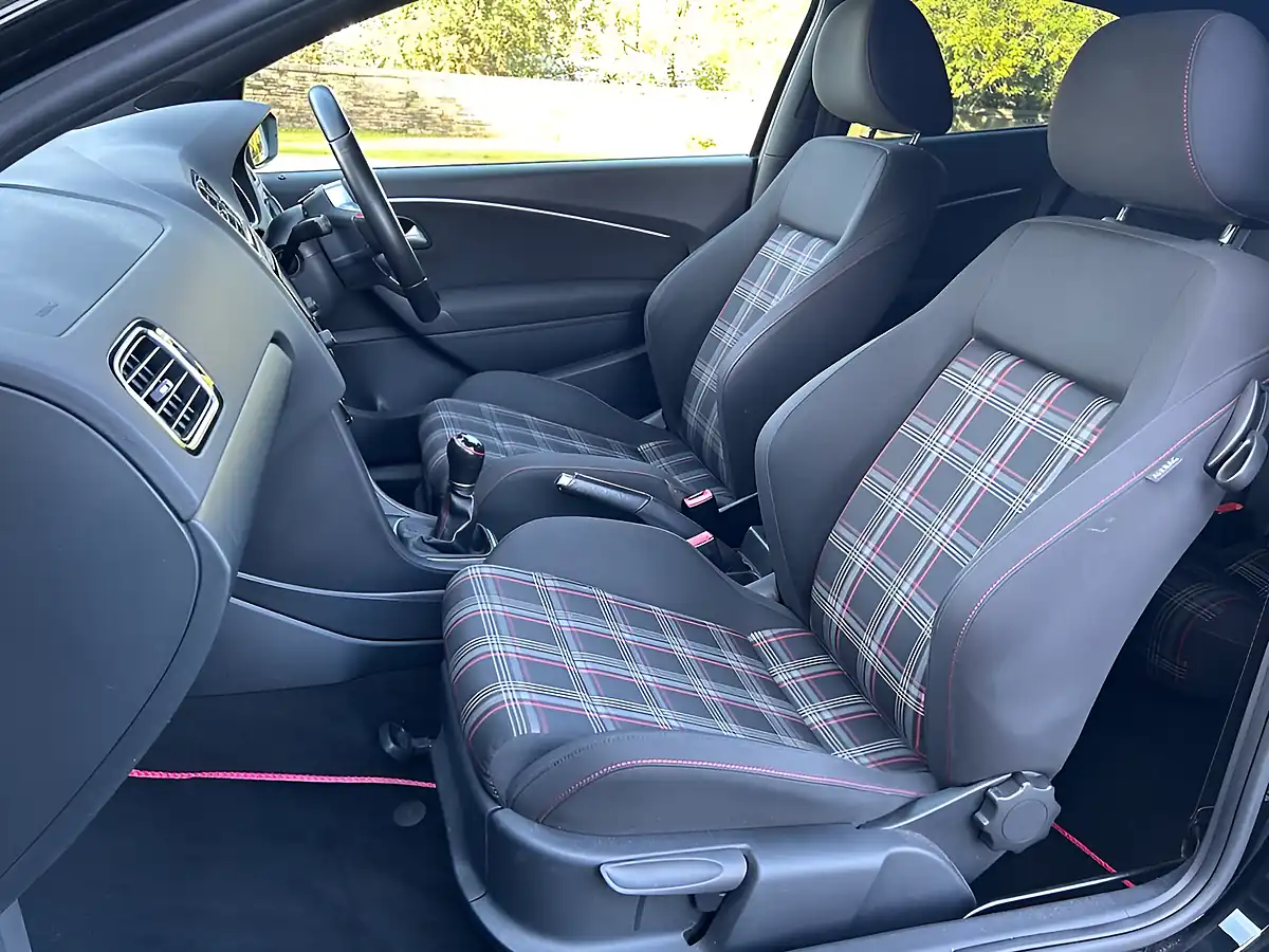 Used 2016 Volkswagen Polo GTI Black - Interior and Exterior details 6