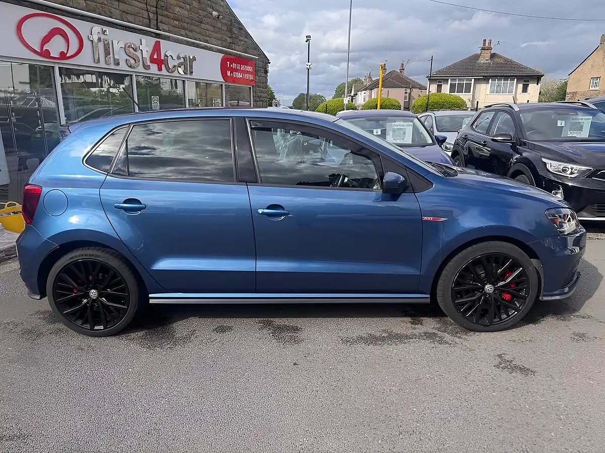 Used 2016 Volkswagen Polo GTI Blue - Interior and Exterior details 6