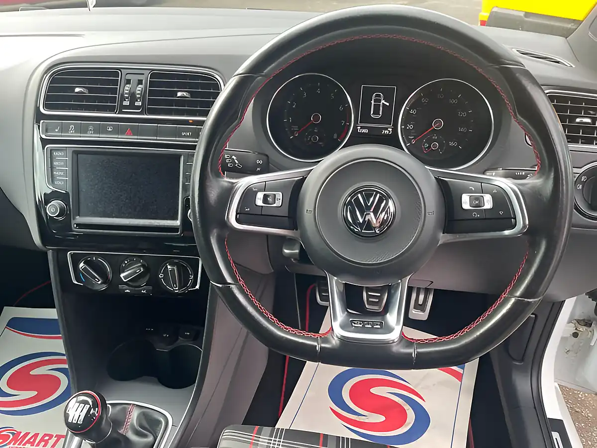 Used 2016 Volkswagen Polo GTI Bluemotion Tech White - Interior and Exterior details 14