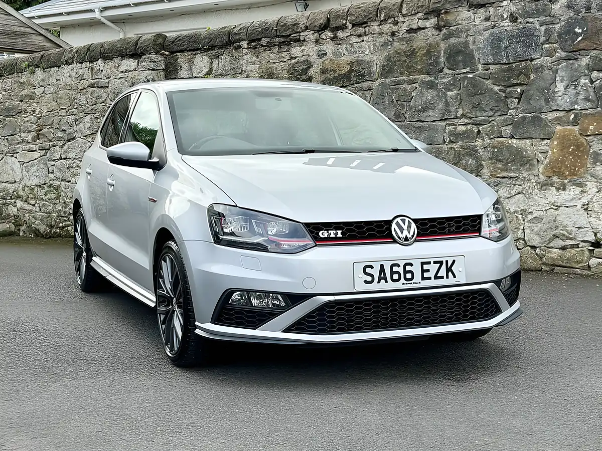 Used 2016 Volkswagen Polo GTI Silver - Interior and Exterior details 12