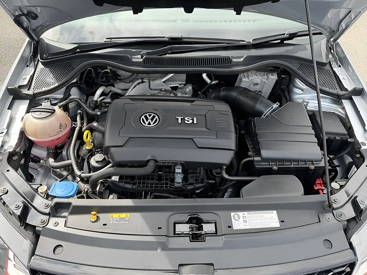 Used 2016 Volkswagen Polo GTI Silver - Interior and Exterior details 18