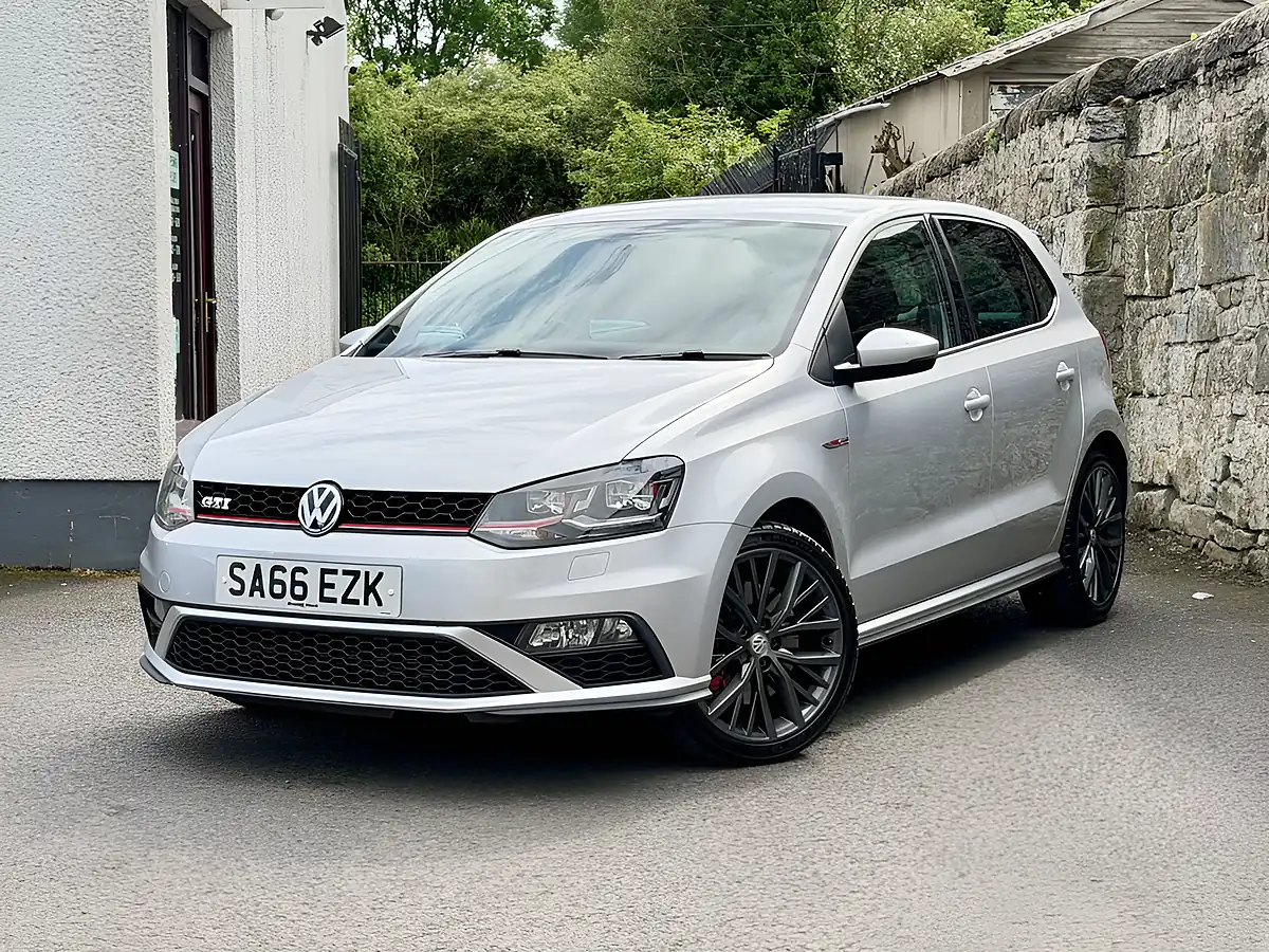 Used 2016 Volkswagen Polo GTI Silver - Interior and Exterior details 4