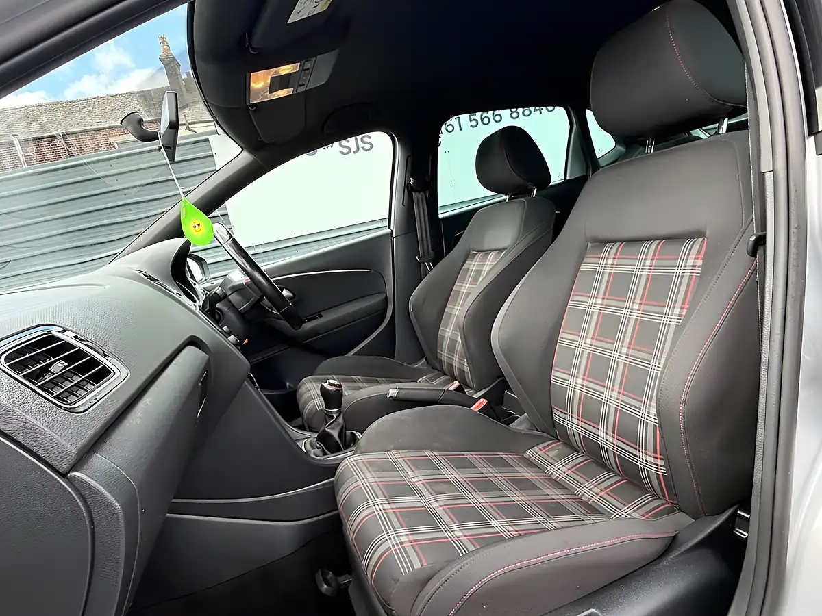 Used 2016 Volkswagen Polo GTI Silver - Interior and Exterior details 14