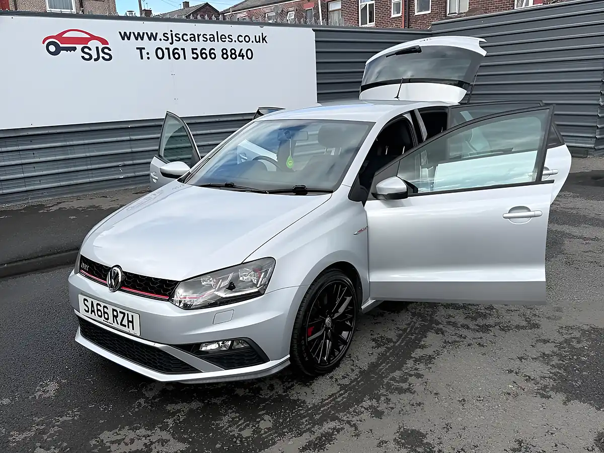 Used 2016 Volkswagen Polo GTI Silver - Interior and Exterior details 9