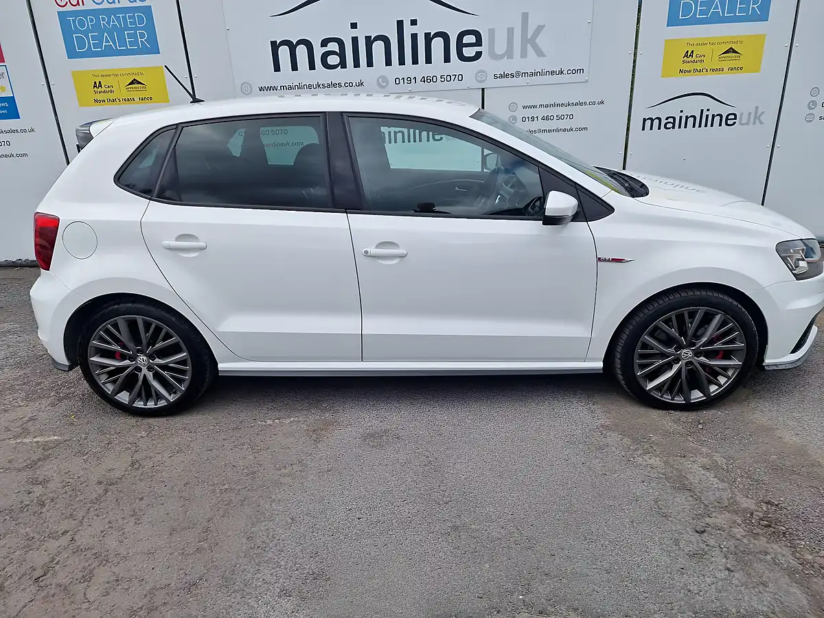 Used 2016 Volkswagen Polo GTI White - Interior and Exterior details 20