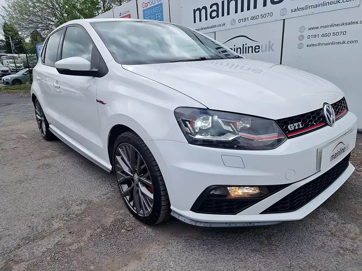 Used 2016 Volkswagen Polo GTI White - Interior and Exterior details 7