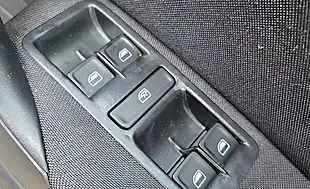 Used 2016 Volkswagen Polo Match Agate Black Metallic - Interior and Exterior details 19