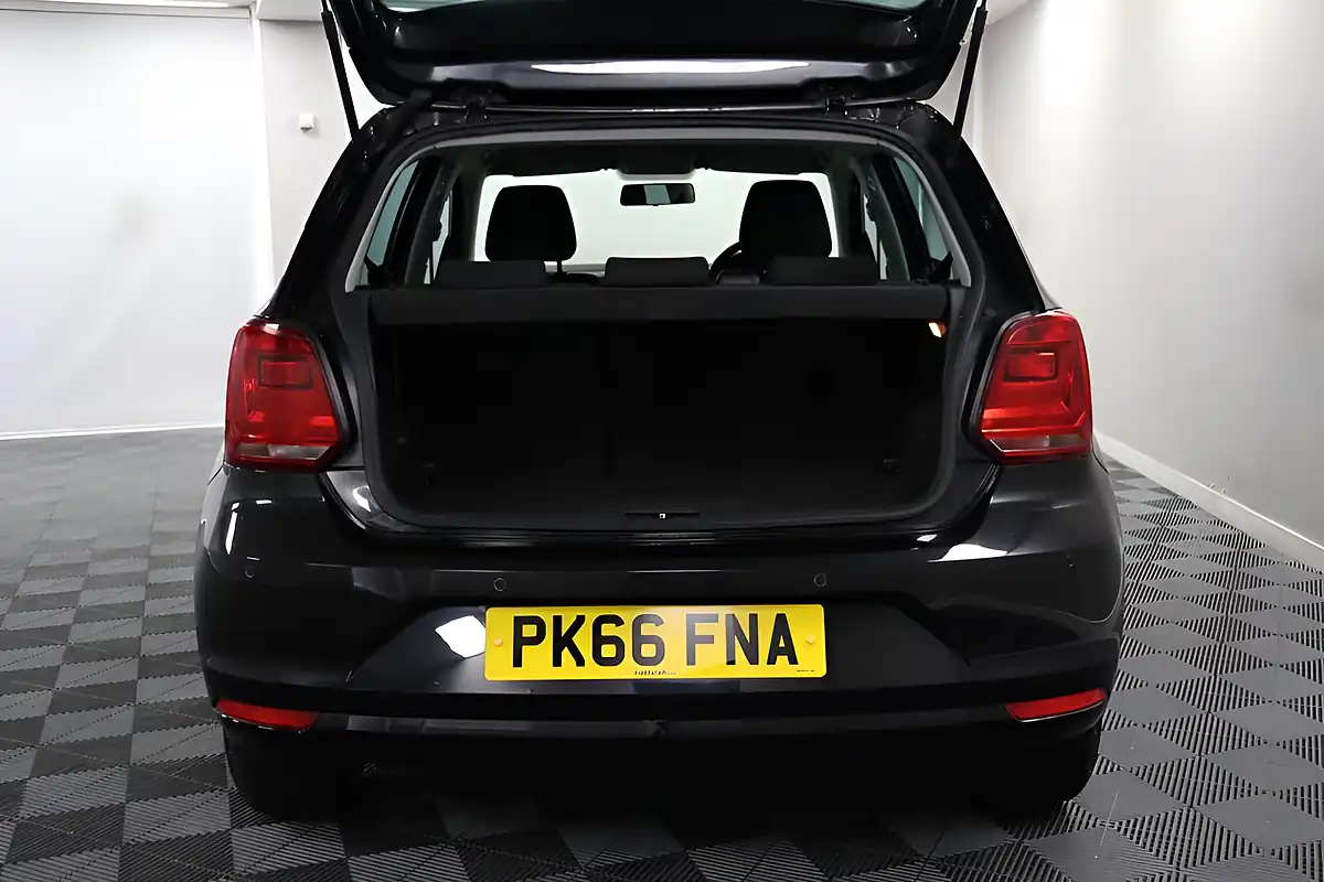 Used 2016 Volkswagen Polo Match Black - Interior and Exterior details 12