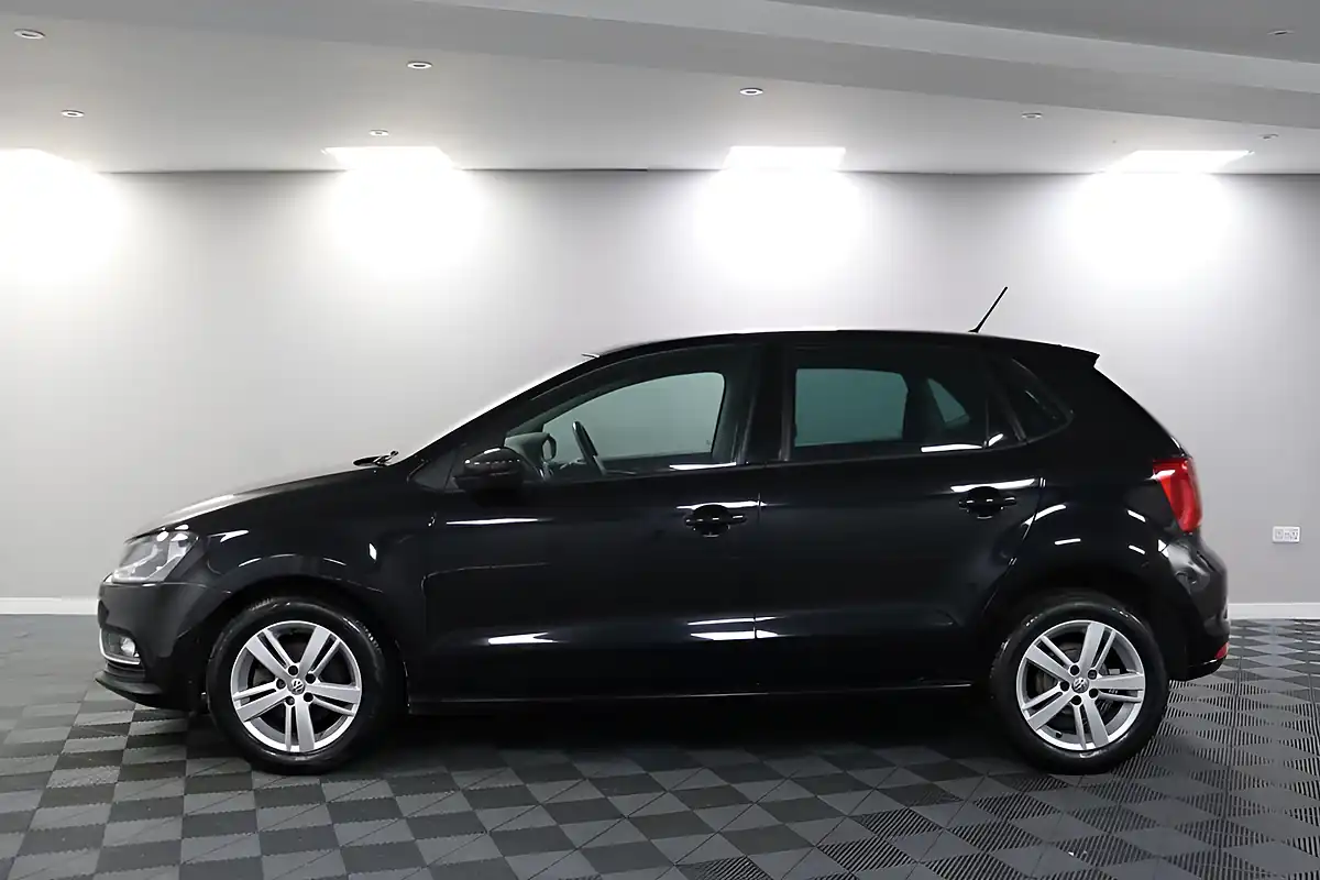 Used 2016 Volkswagen Polo Match Black - Interior and Exterior details 16