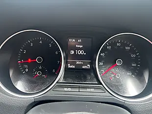 Used 2016 Volkswagen Polo Match Black - Interior and Exterior details 4
