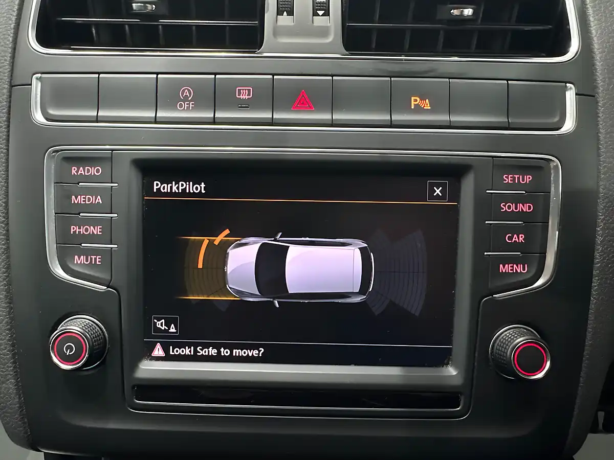 Used 2016 Volkswagen Polo Match Black - Interior and Exterior details 15