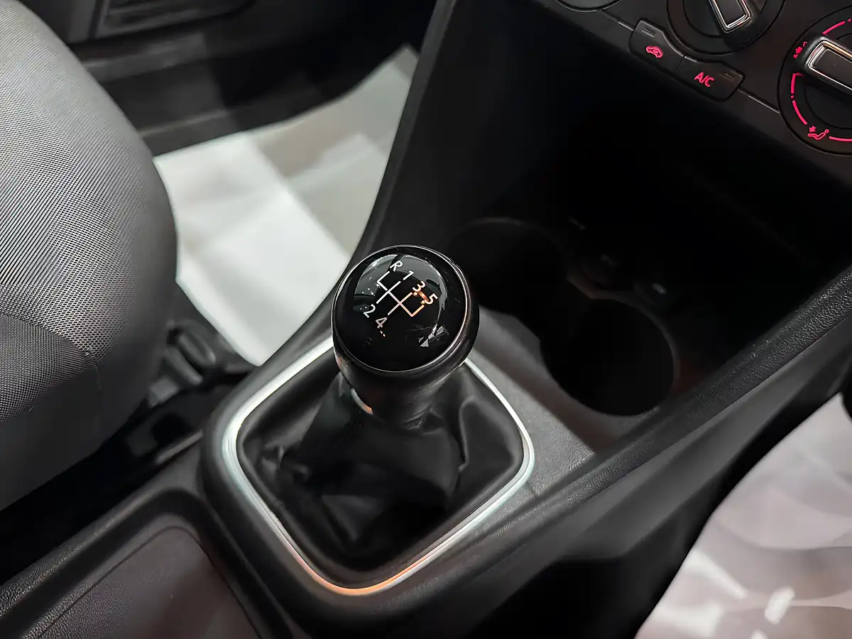 Used 2016 Volkswagen Polo Match Black - Interior and Exterior details 16