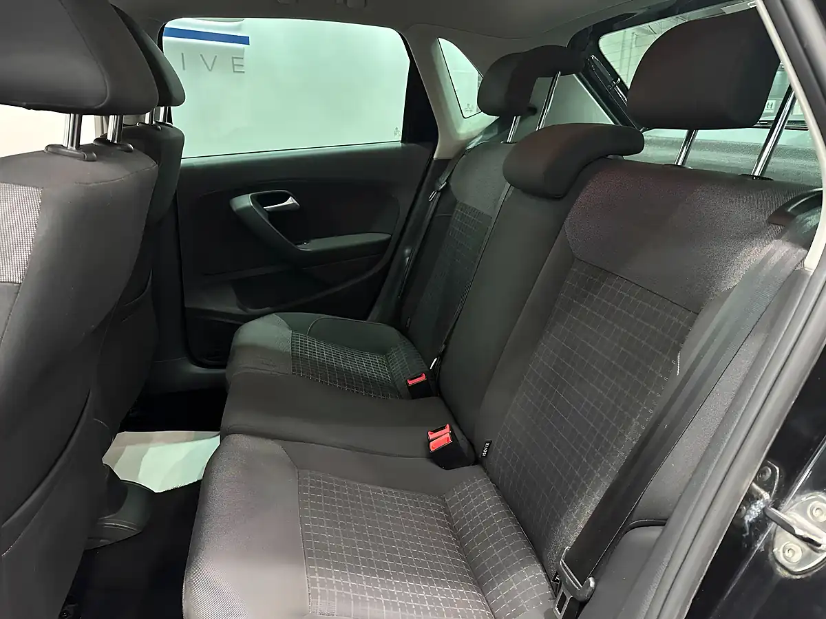 Used 2016 Volkswagen Polo Match Black - Interior and Exterior details 17