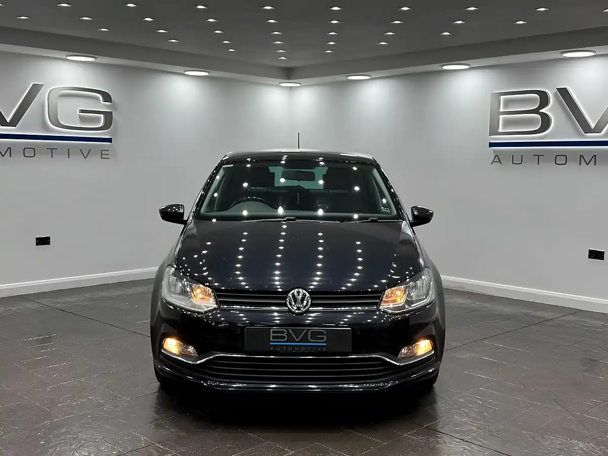 Used 2016 Volkswagen Polo Match Black - Interior and Exterior details 4
