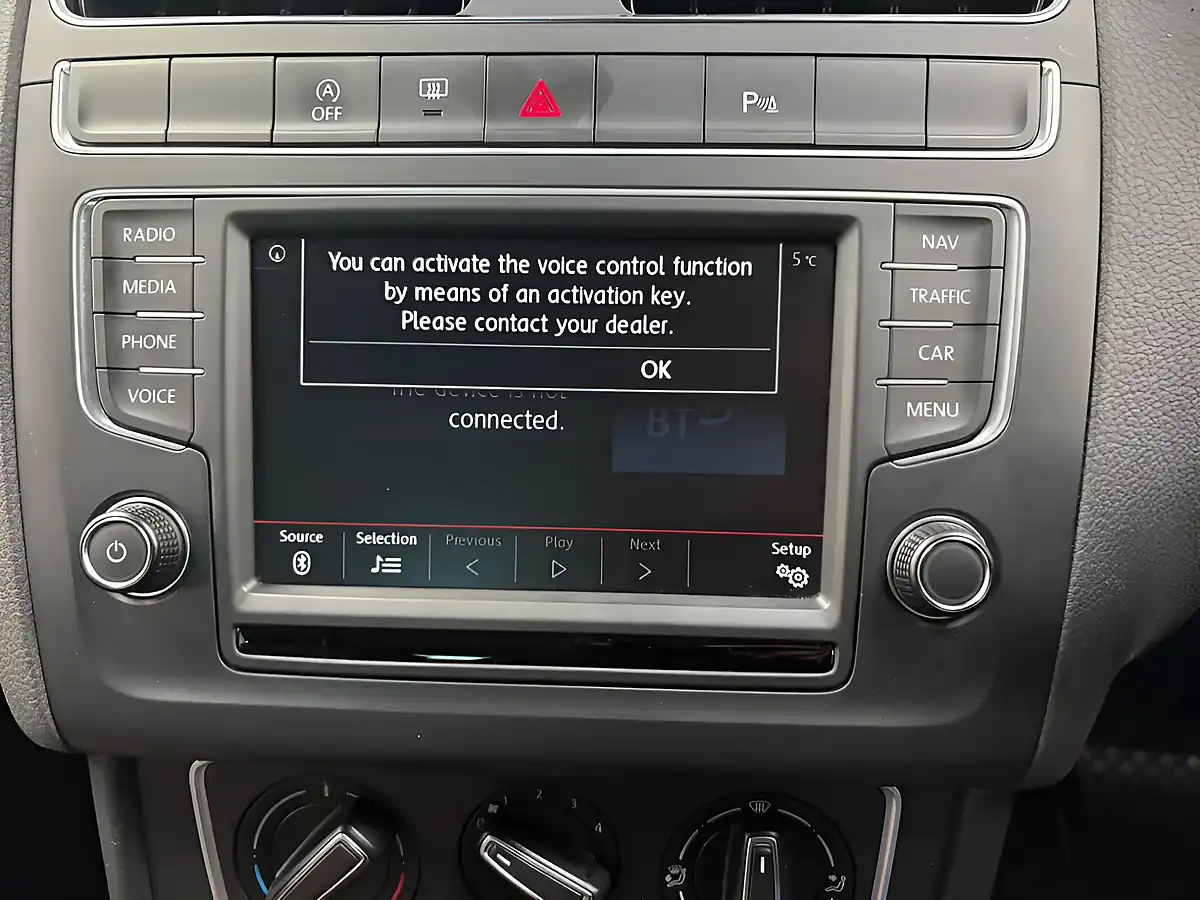 Used 2016 Volkswagen Polo Match Black - Interior and Exterior details 17