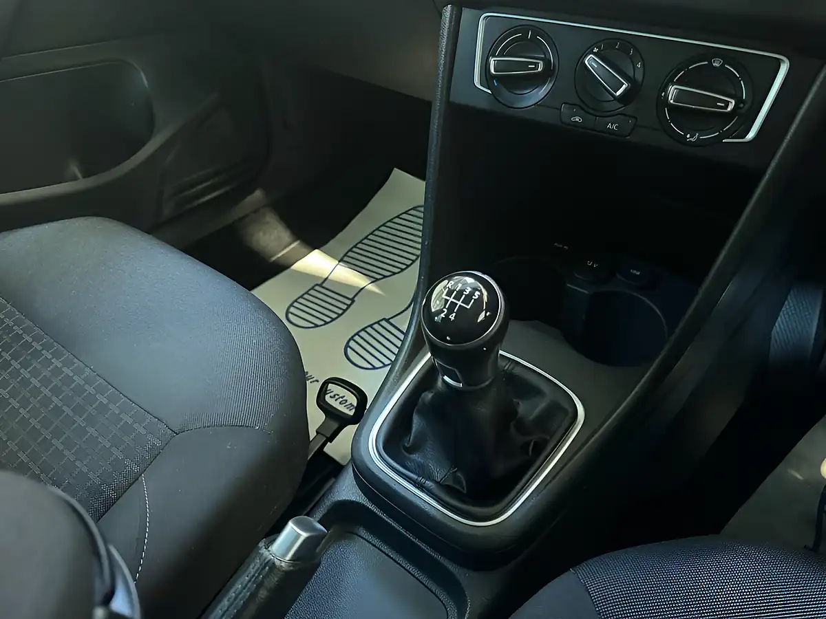 Used 2016 Volkswagen Polo Match Black - Interior and Exterior details 14