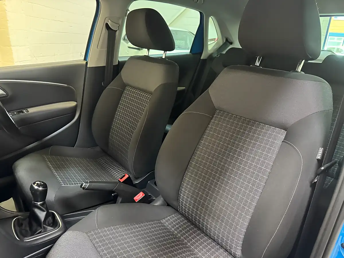 Used 2016 Volkswagen Polo Match Blue - Interior and Exterior details 15