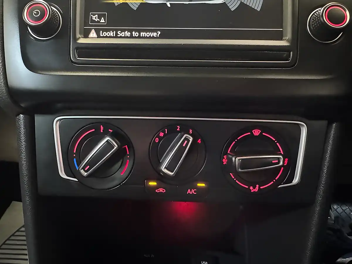 Used 2016 Volkswagen Polo Match Blue - Interior and Exterior details 18