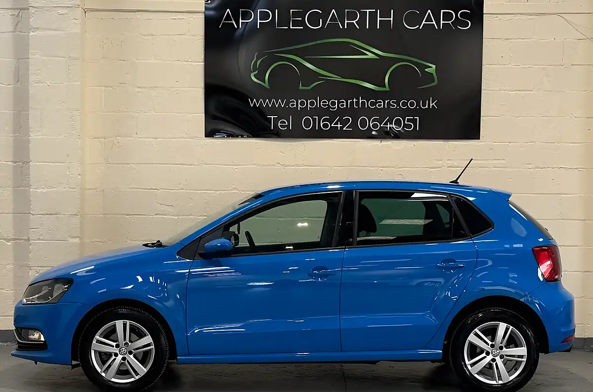 Used 2016 Volkswagen Polo Match Blue - Interior and Exterior details 6