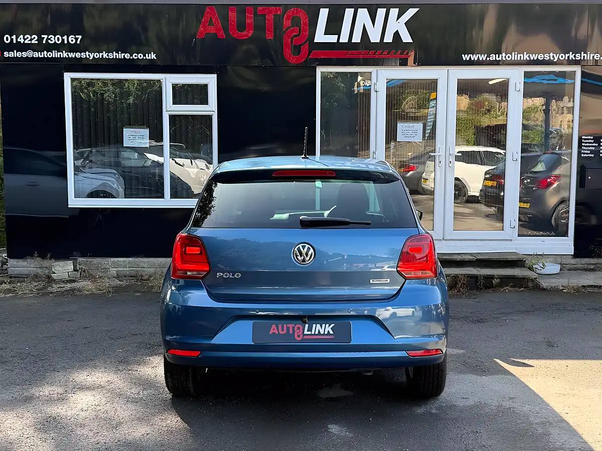 Used 2016 Volkswagen Polo Match Blue - Interior and Exterior details 3