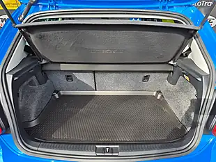 Used 2016 Volkswagen Polo Match Blue - Interior and Exterior details 11
