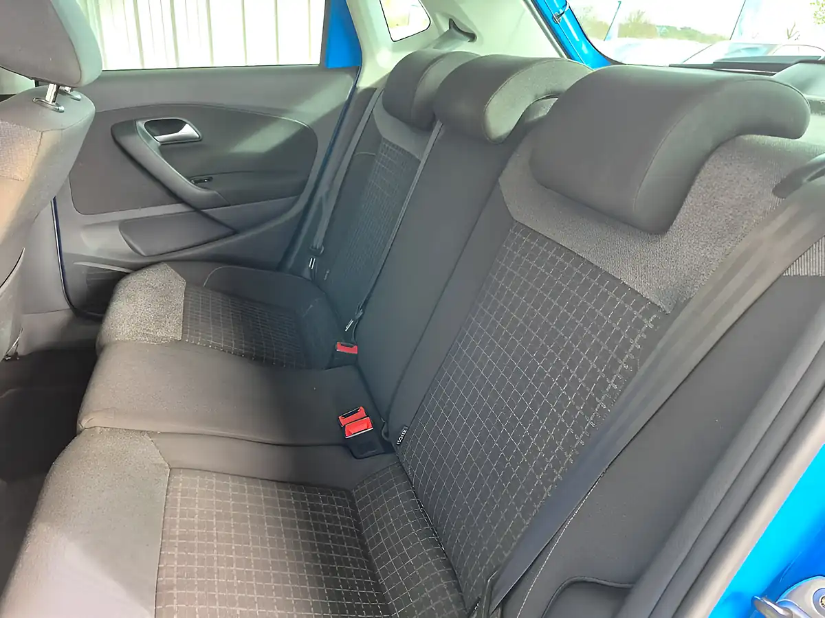 Used 2016 Volkswagen Polo Match Blue - Interior and Exterior details 16