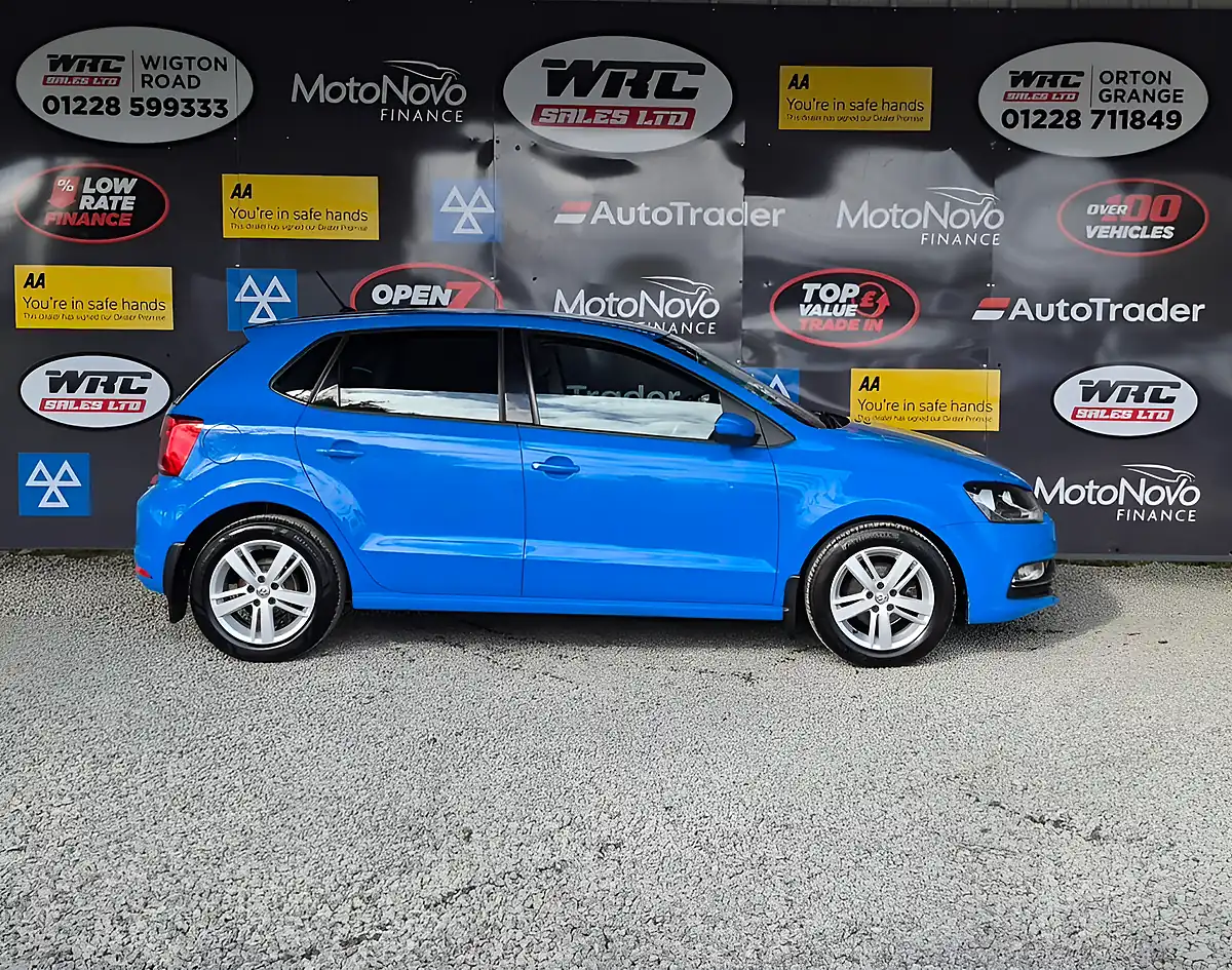 Used 2016 Volkswagen Polo Match Blue - Interior and Exterior details 5