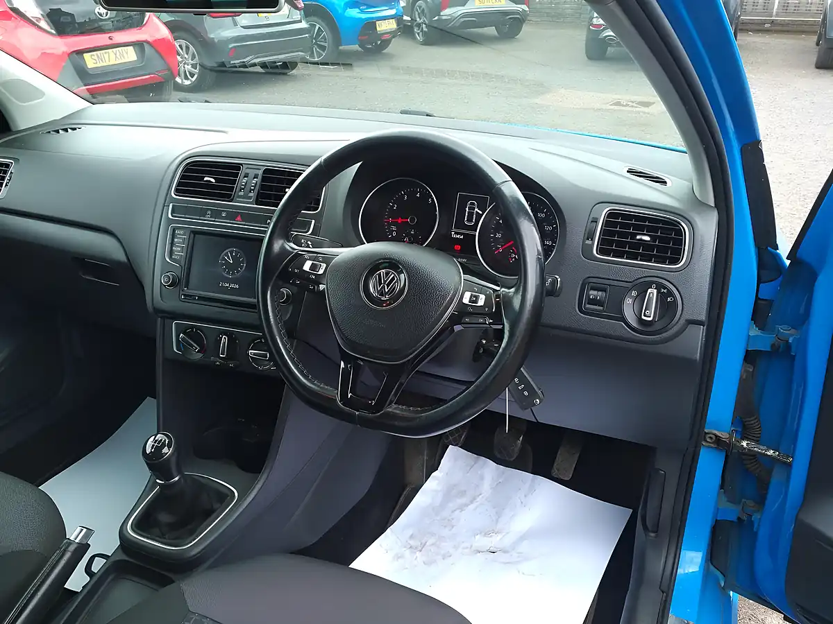 Used 2016 Volkswagen Polo Match Blue - Interior and Exterior details 12