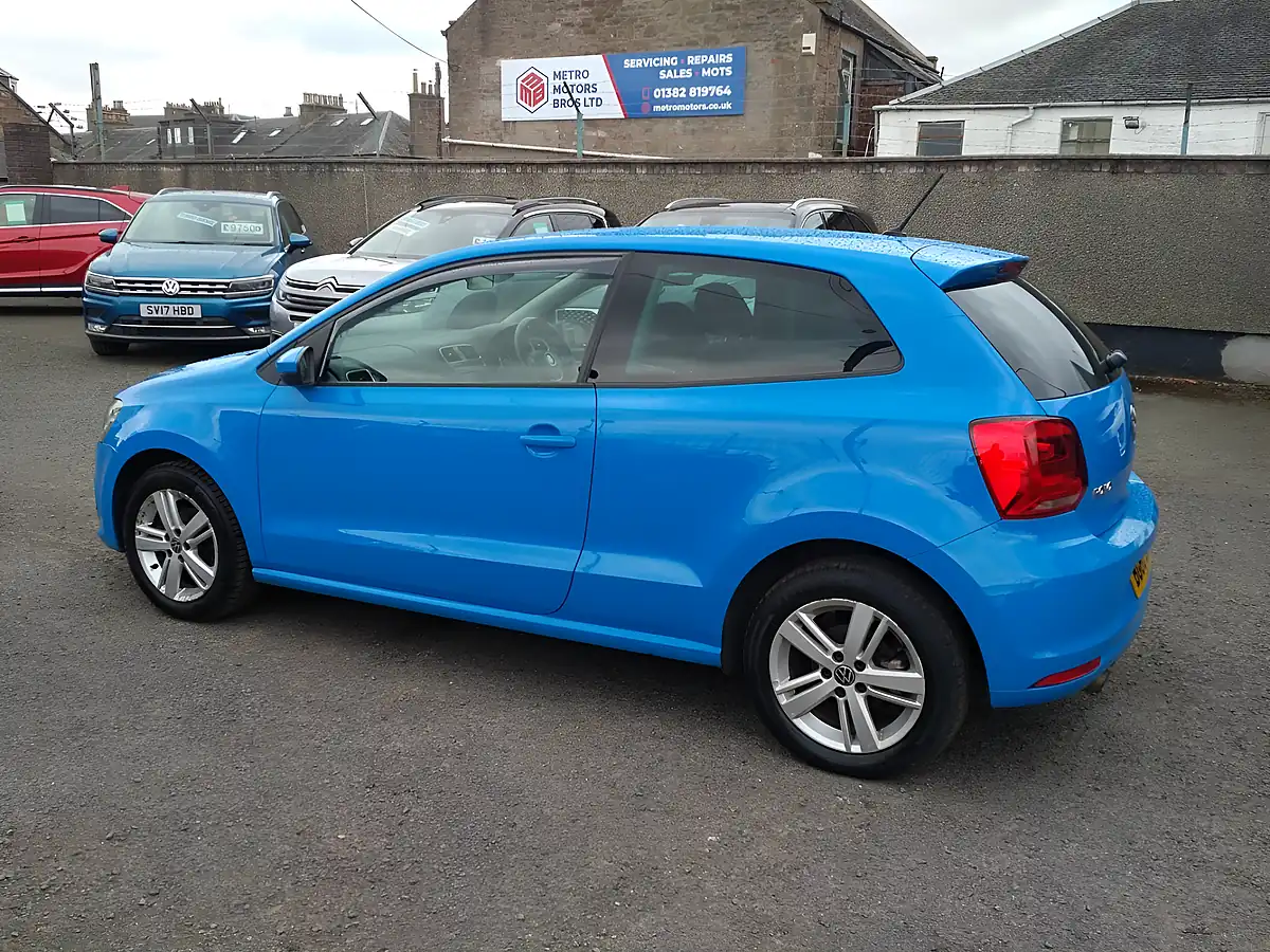 Used 2016 Volkswagen Polo Match Blue - Interior and Exterior details 3