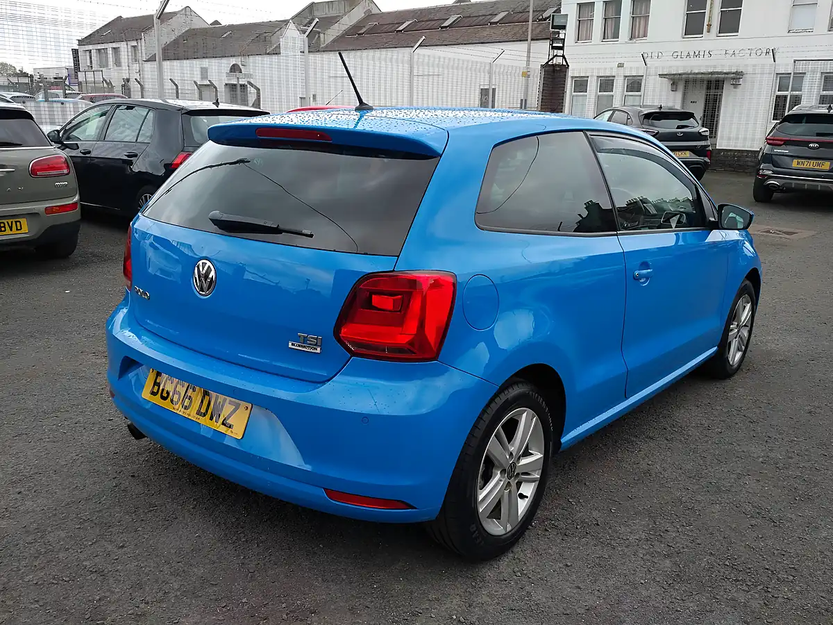Used 2016 Volkswagen Polo Match Blue - Interior and Exterior details 5