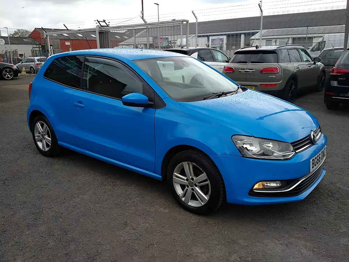 Used 2016 Volkswagen Polo Match Blue - Interior and Exterior details 8