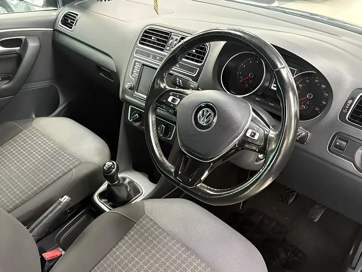 Used 2016 Volkswagen Polo Match Blue - Interior and Exterior details 20