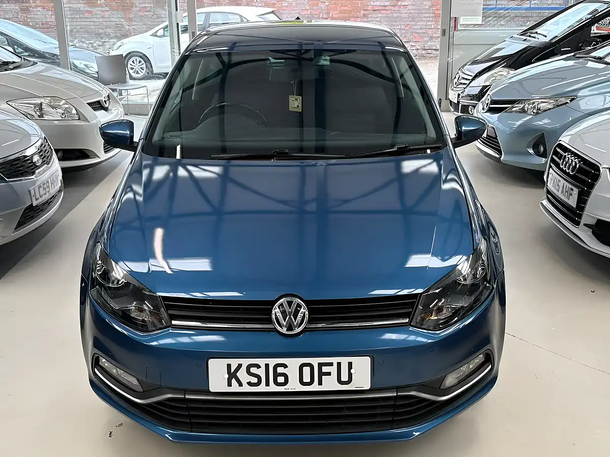 Used 2016 Volkswagen Polo Match Blue - Interior and Exterior details 9