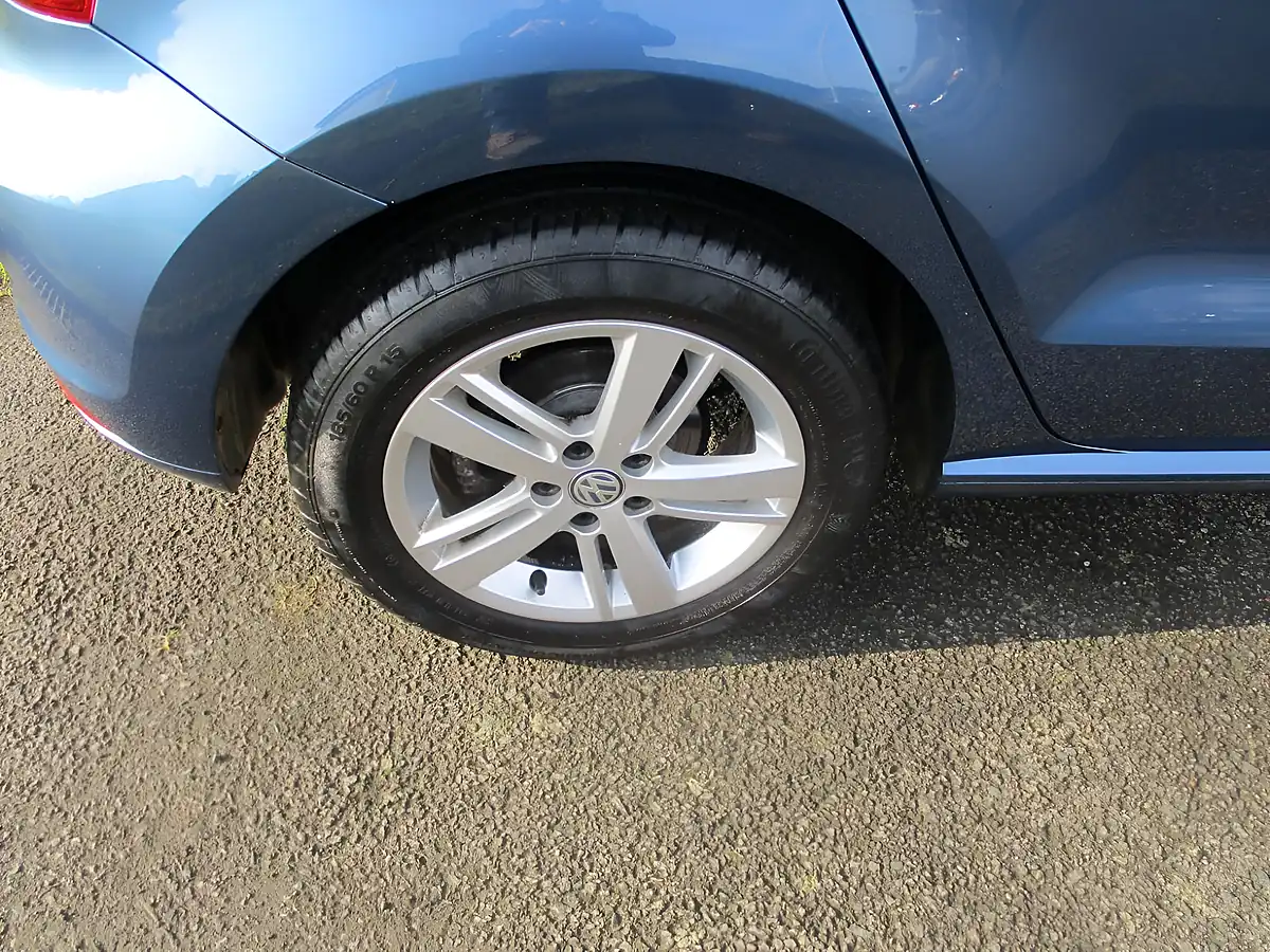 Used 2016 Volkswagen Polo Match Blue - Interior and Exterior details 9