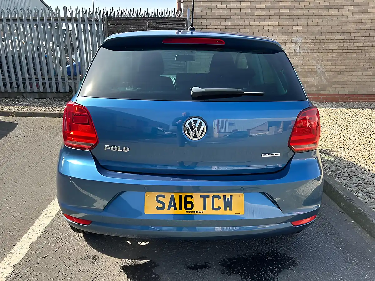 Used 2016 Volkswagen Polo Match Blue Silk - Interior and Exterior details 6