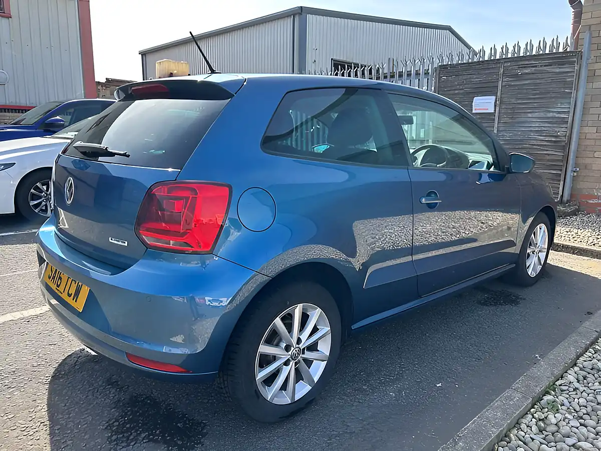 Used 2016 Volkswagen Polo Match Blue Silk - Interior and Exterior details 8