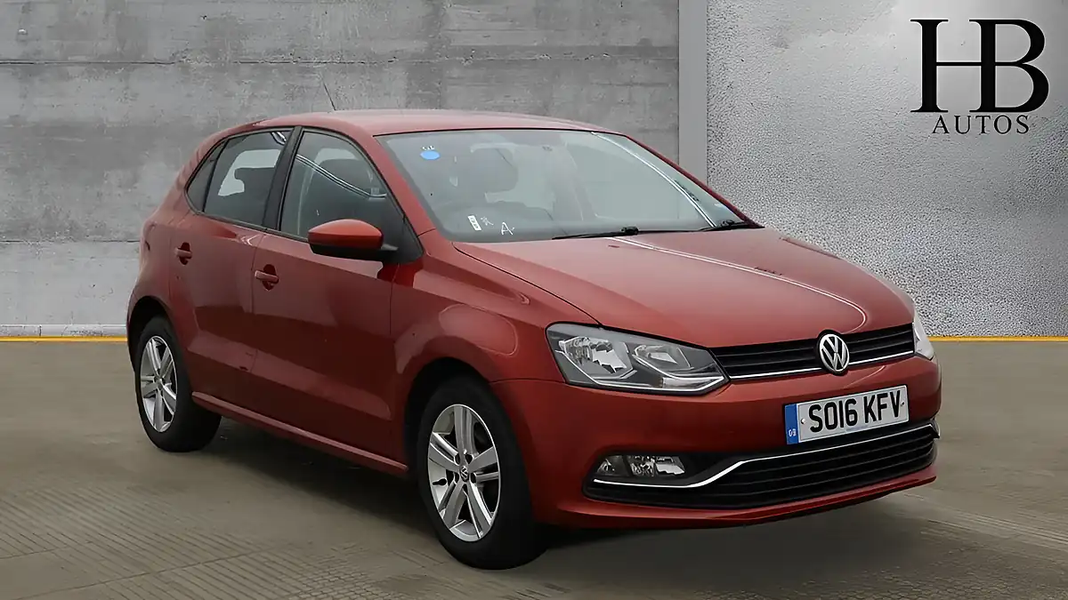 Used 2016 Volkswagen Polo Match Bluemotion Tech Red - Front View