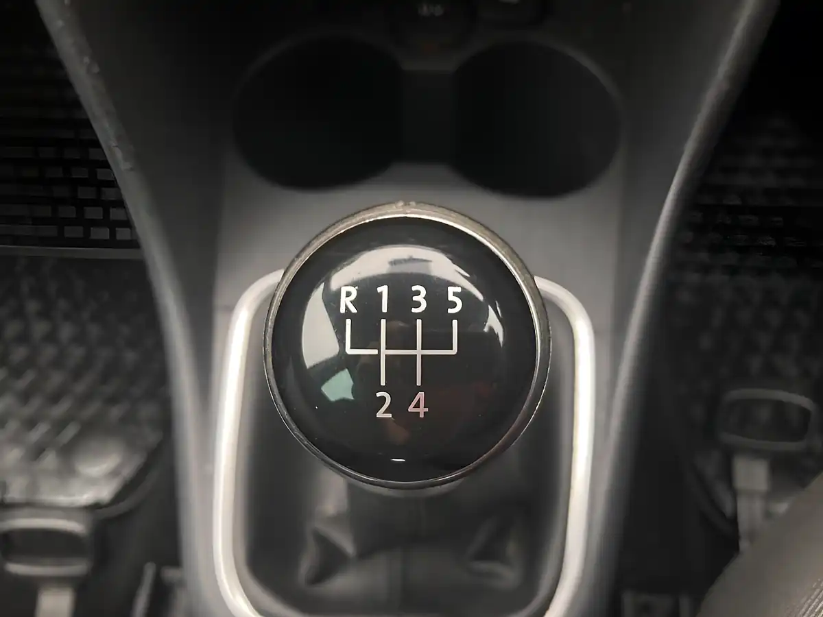 Used 2016 Volkswagen Polo Match Grey - Interior and Exterior details 19