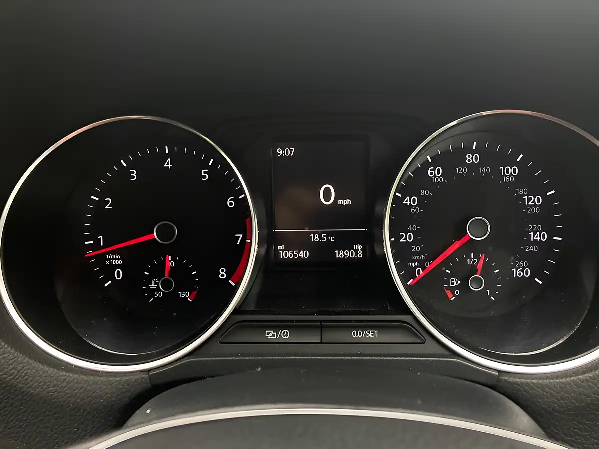 Used 2016 Volkswagen Polo Match Grey - Interior and Exterior details 20