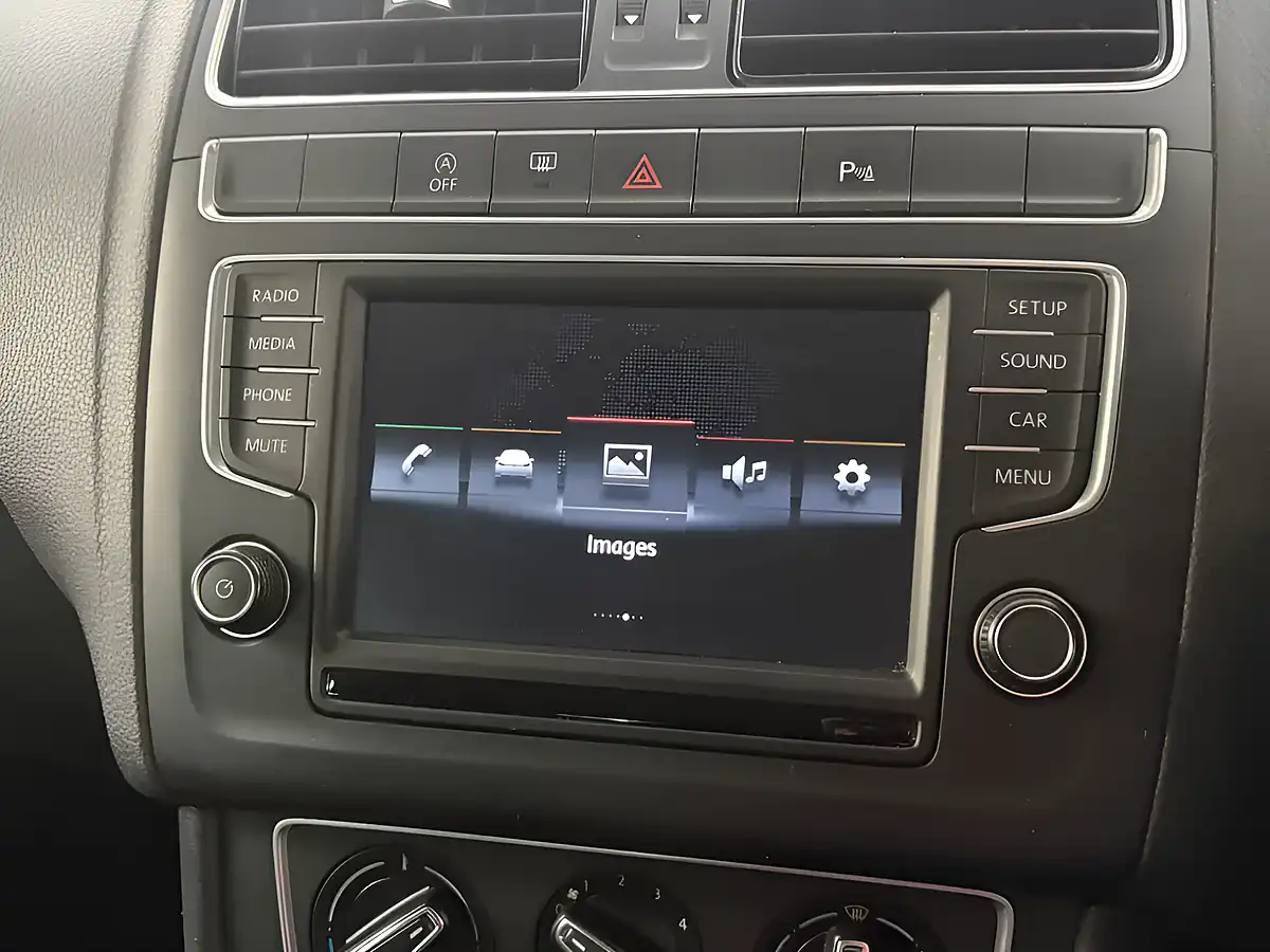 Used 2016 Volkswagen Polo Match Grey - Interior and Exterior details 16