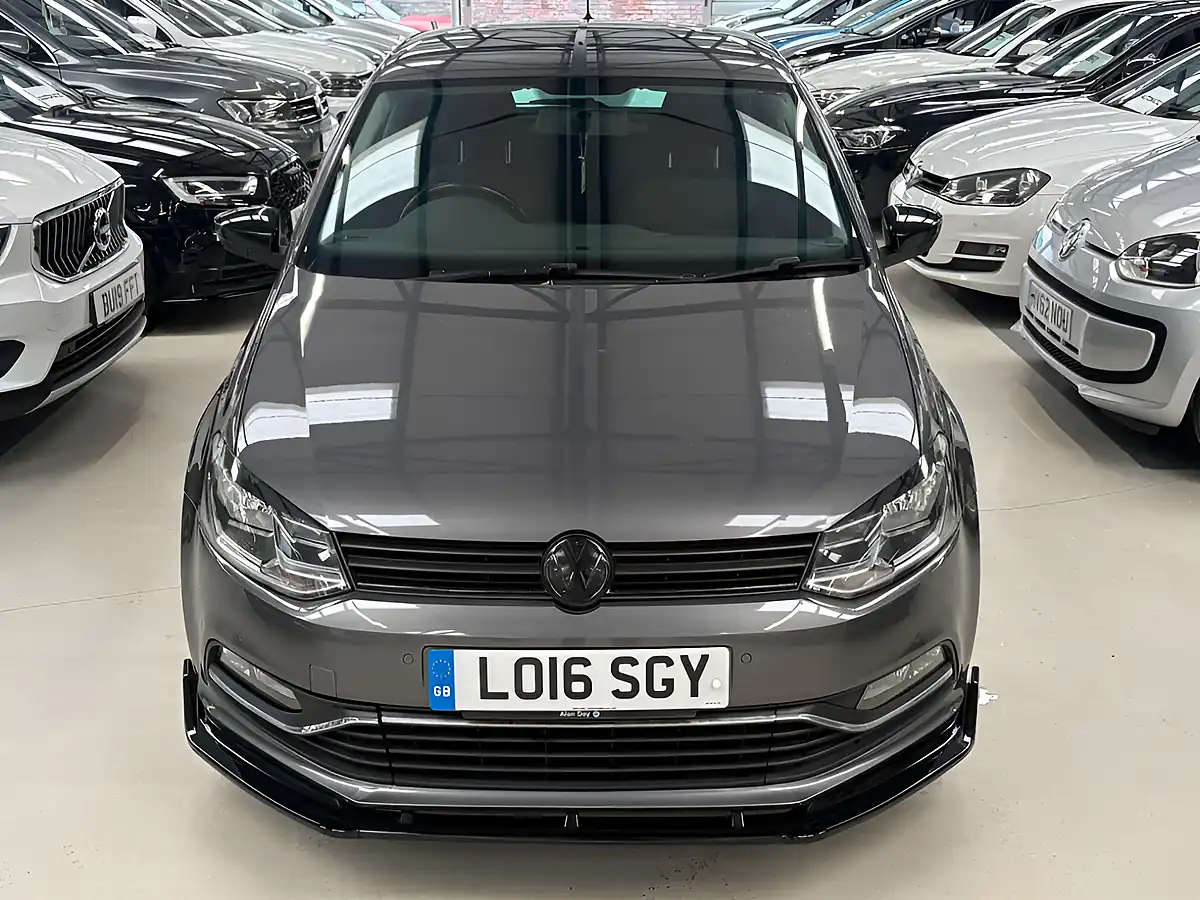 Used 2016 Volkswagen Polo Match Grey - Interior and Exterior details 8