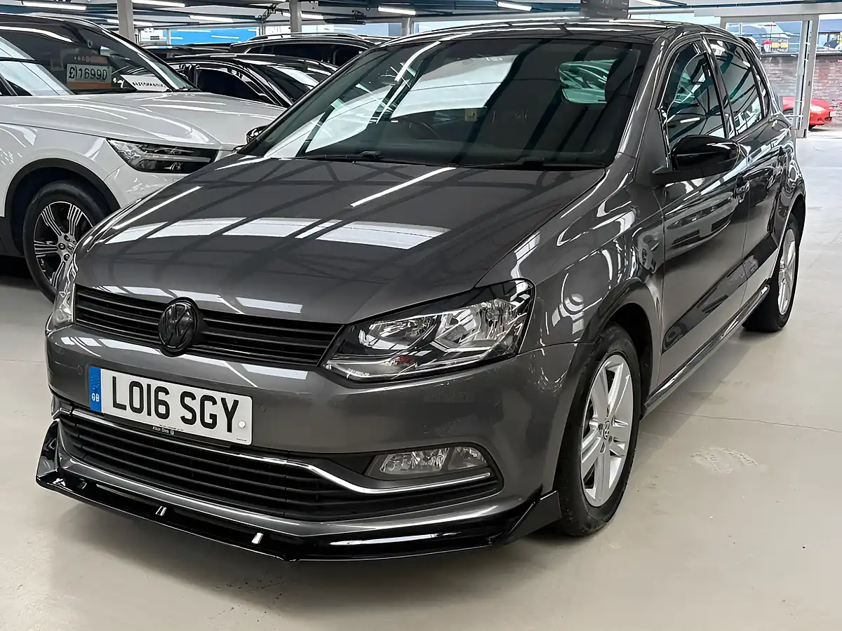 Used 2016 Volkswagen Polo Match Grey - Interior and Exterior details 9
