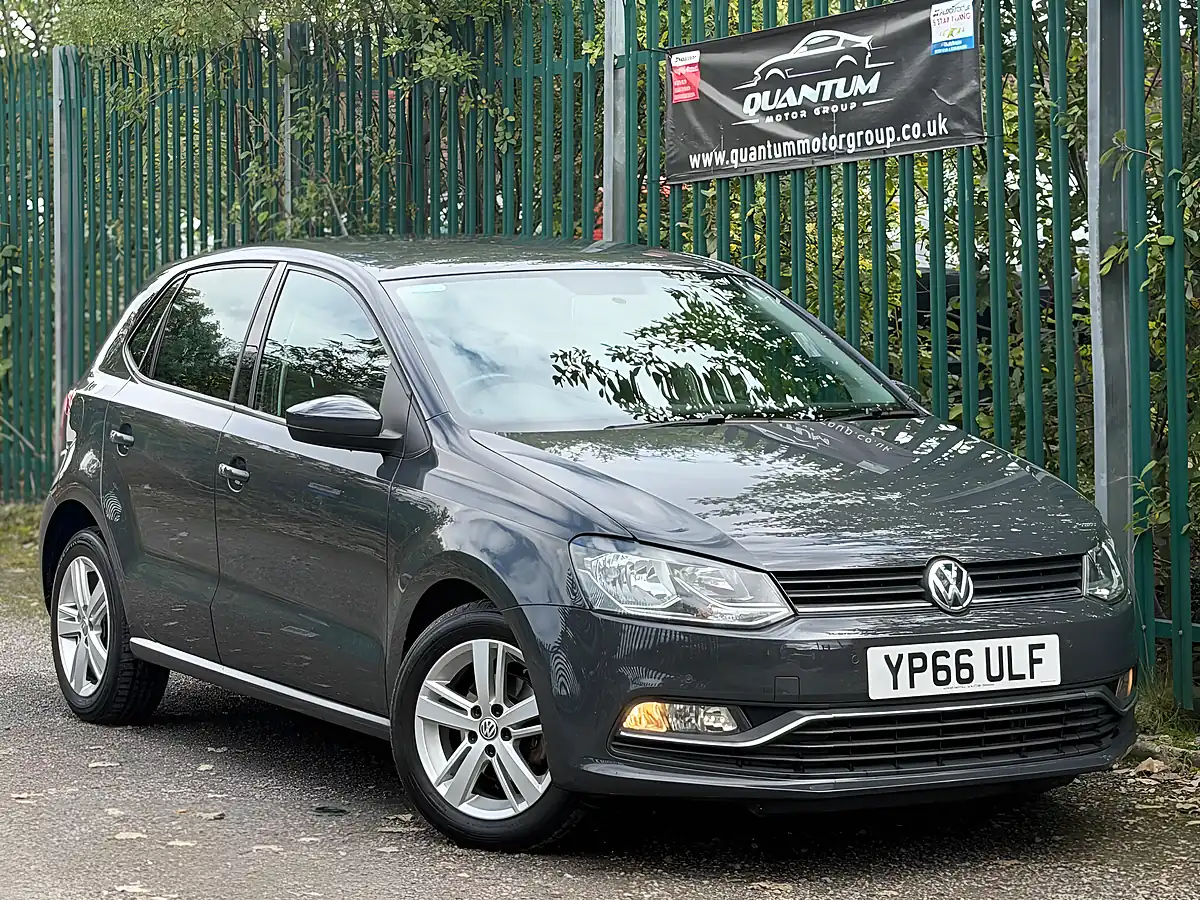 Used 2016 Volkswagen Polo Match Grey - Front View