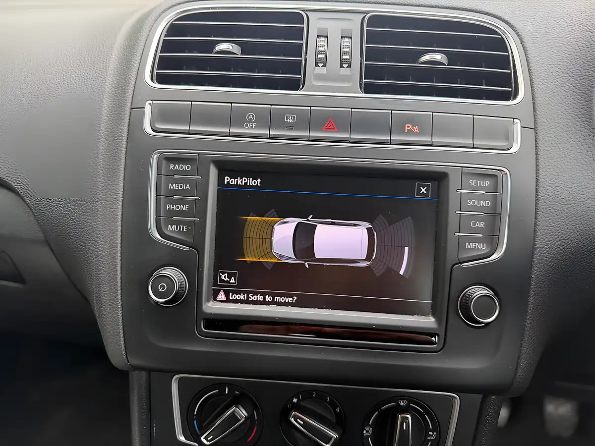 Used 2016 Volkswagen Polo Match Grey - Interior and Exterior details 15