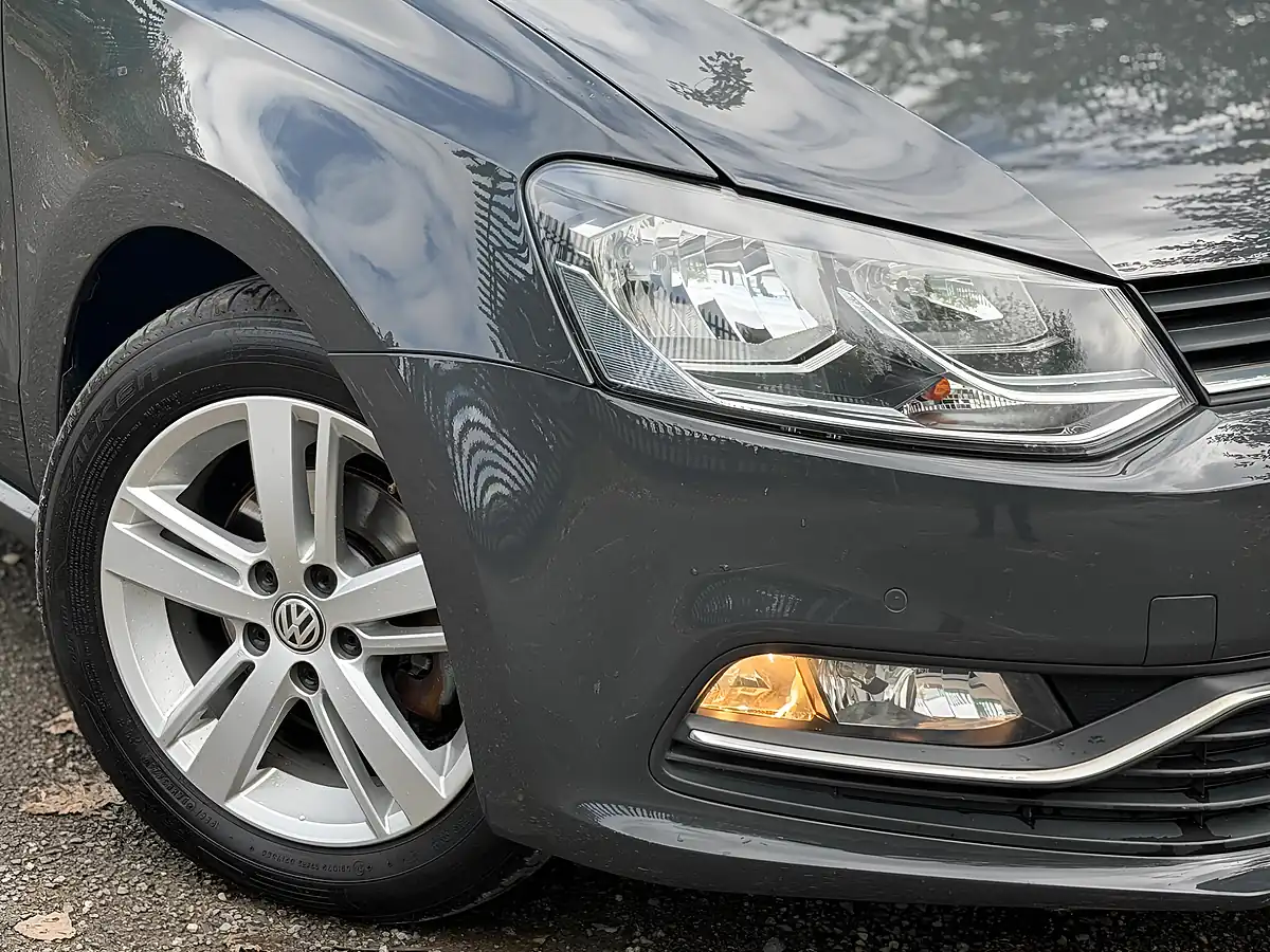 Used 2016 Volkswagen Polo Match Grey - Interior and Exterior details 3