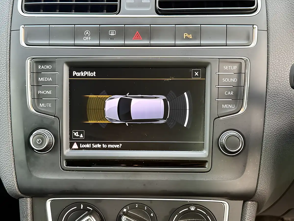 Used 2016 Volkswagen Polo Match Grey - Interior and Exterior details 17