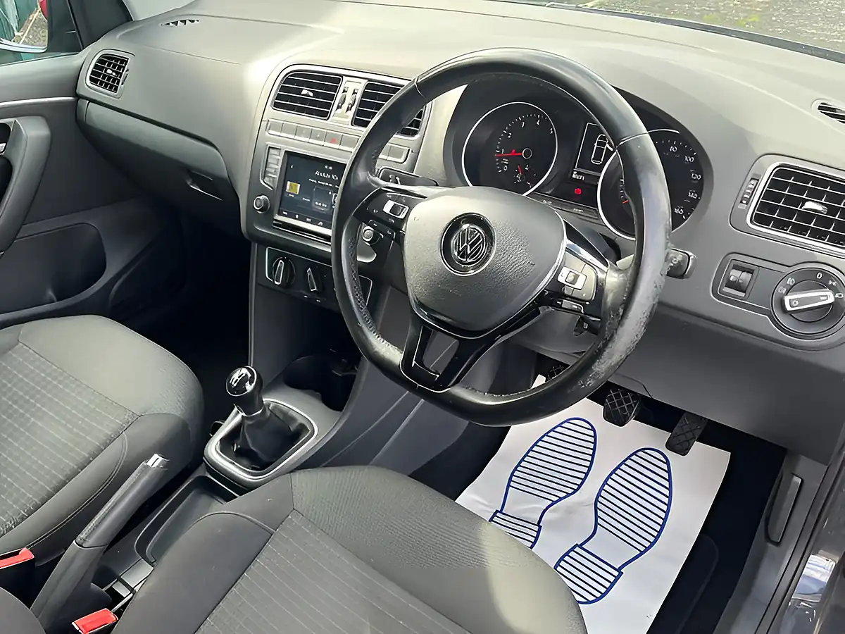 Used 2016 Volkswagen Polo Match Grey - Interior and Exterior details 10