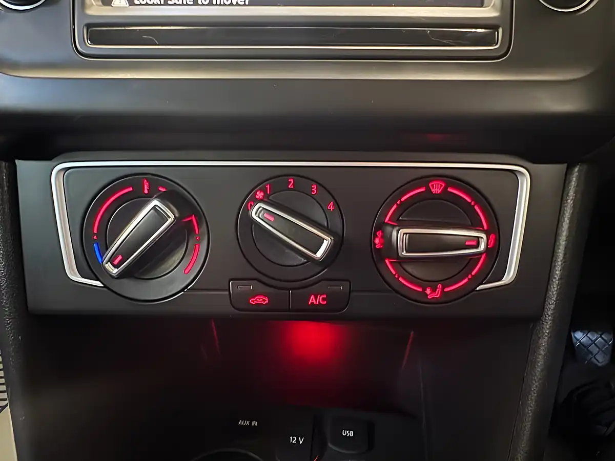 Used 2016 Volkswagen Polo Match Grey - Interior and Exterior details 18
