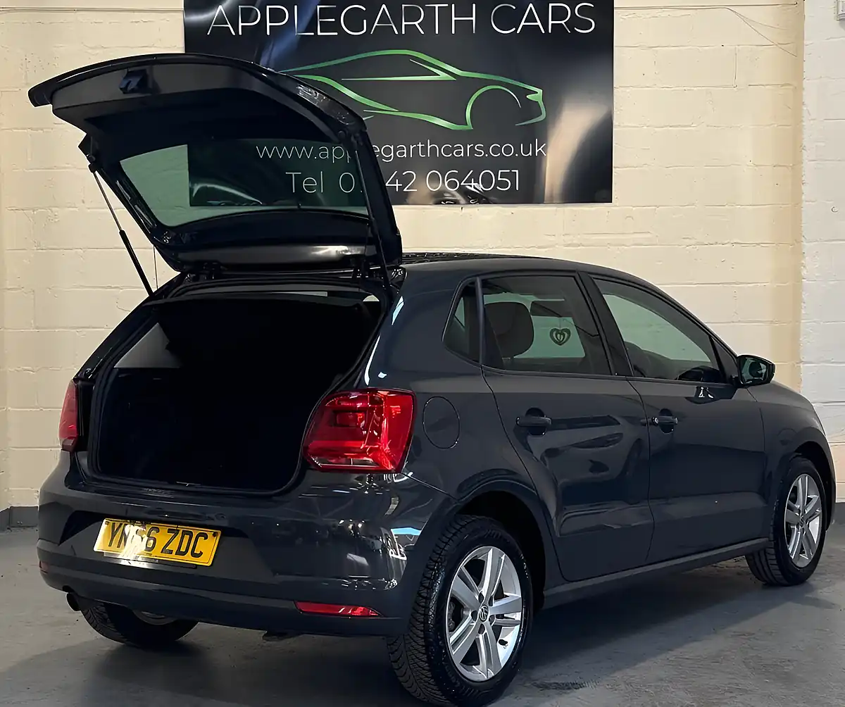 Used 2016 Volkswagen Polo Match Grey - Interior and Exterior details 4